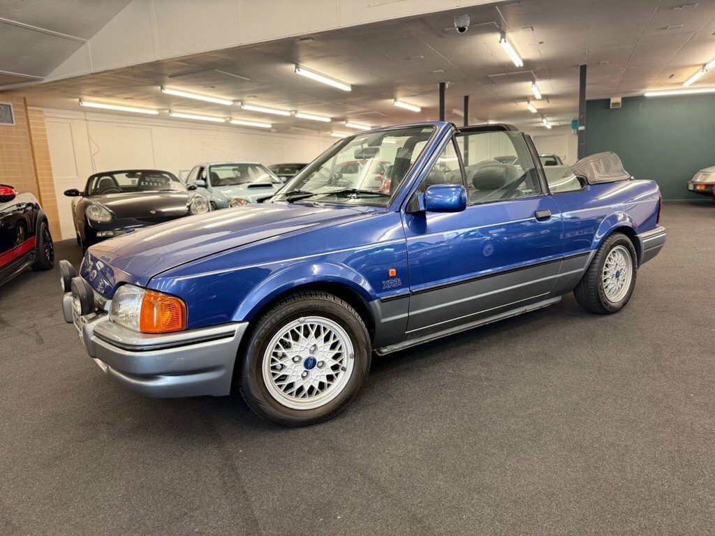 Ford Escort Xr3i Cabriolet Blue #2