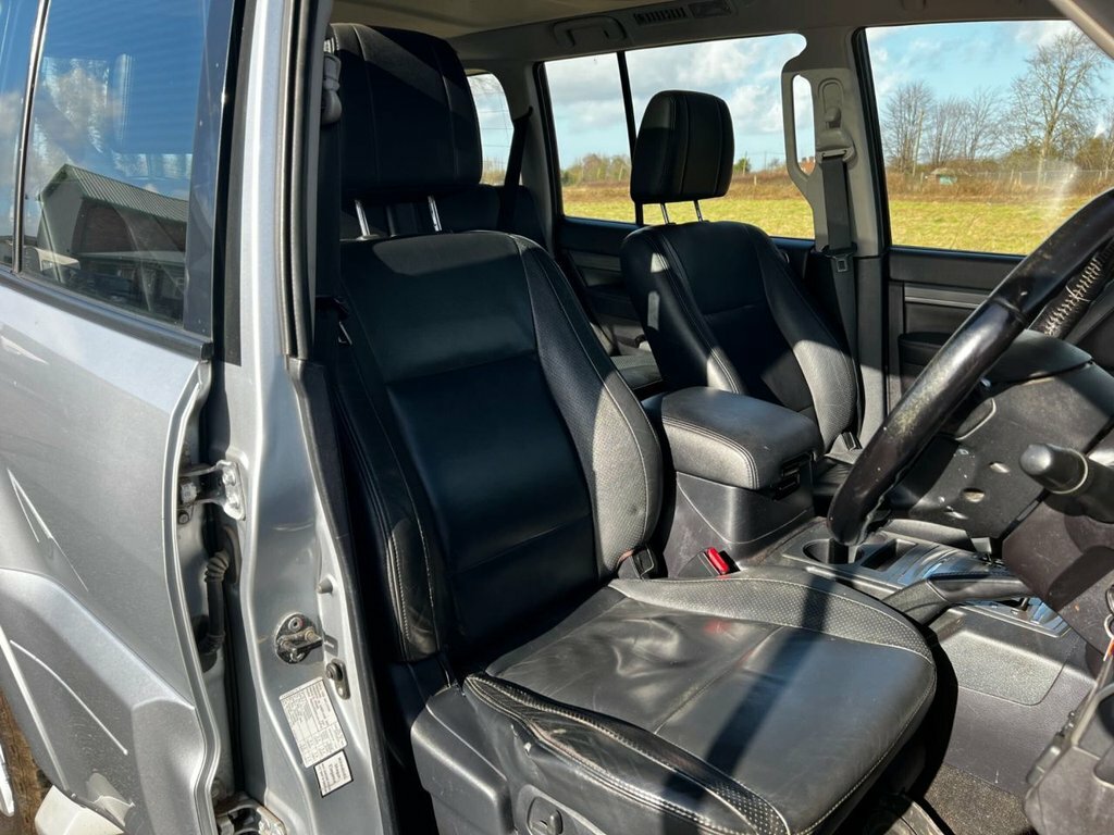 Mitsubishi Shogun 3.2L Elegance Silver #6