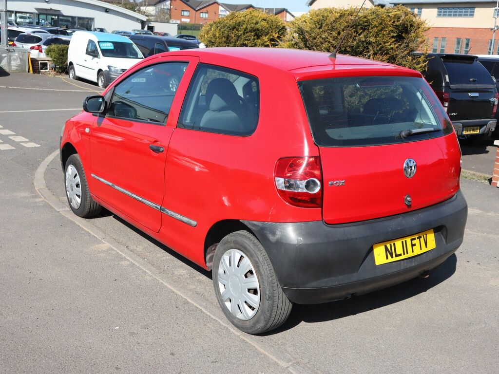 Volkswagen Fox 2011 1.2 6V Hatchback Euro 5 60 Red #4