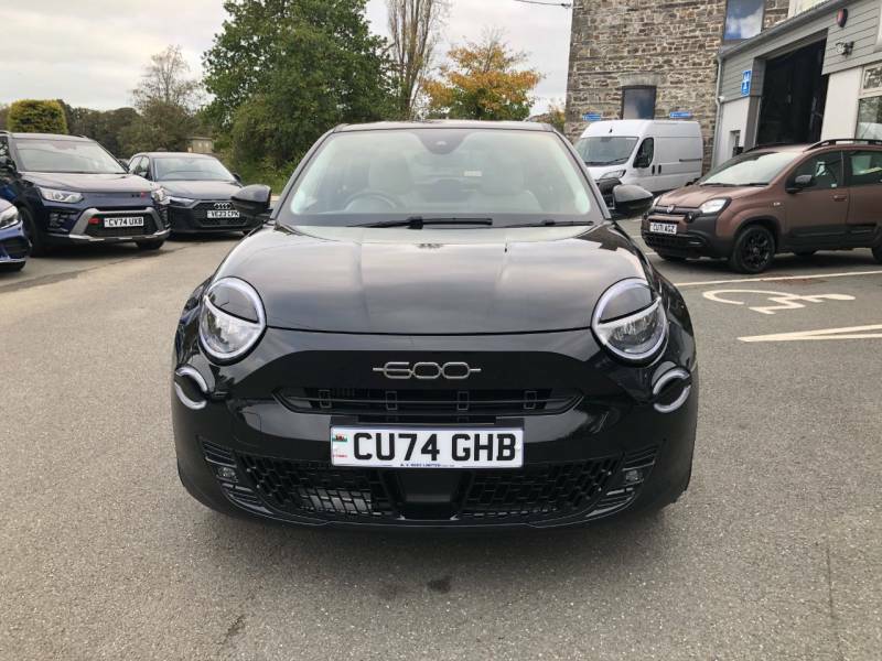 Fiat 600 1.2 Hybrid 48V 136 Edct-6 - 2024 74 Black #2