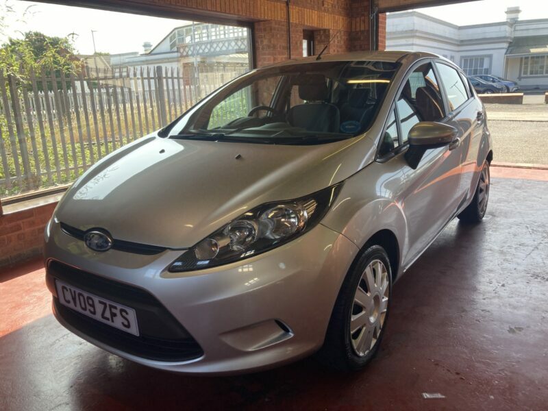 Ford Fiesta Hatchback Silver