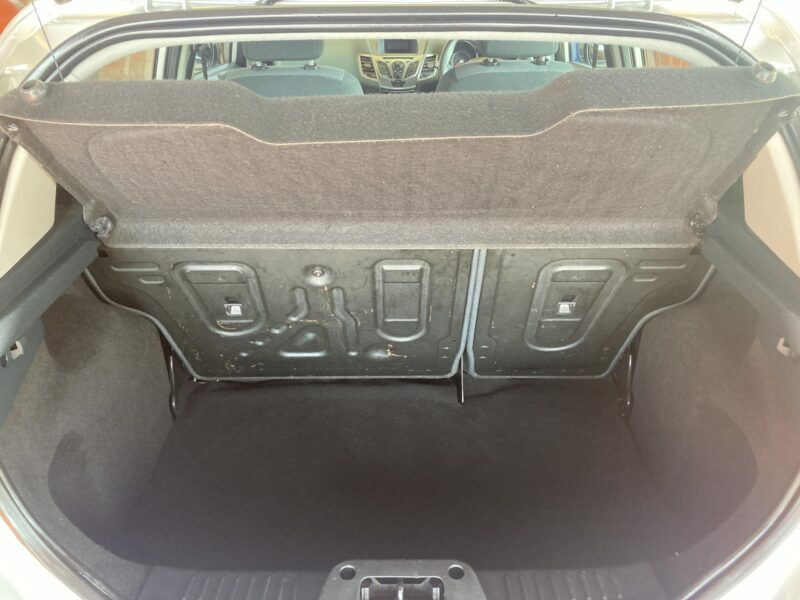 Ford Fiesta Hatchback CV09ZFS Silver #3
