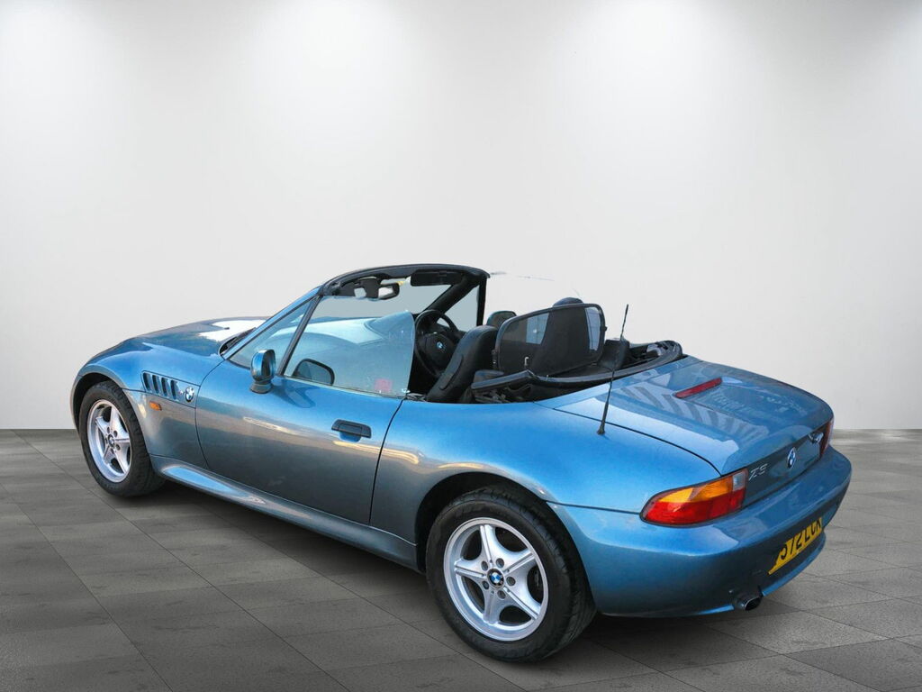 BMW Z3 1.9L Roadster Convertible Euro 2 Blue