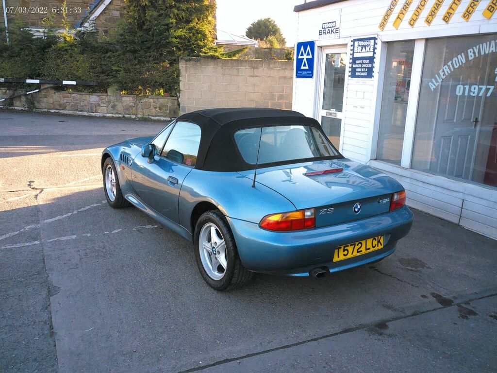 BMW Z3 1.9L Roadster Convertible Euro 2 Blue #6