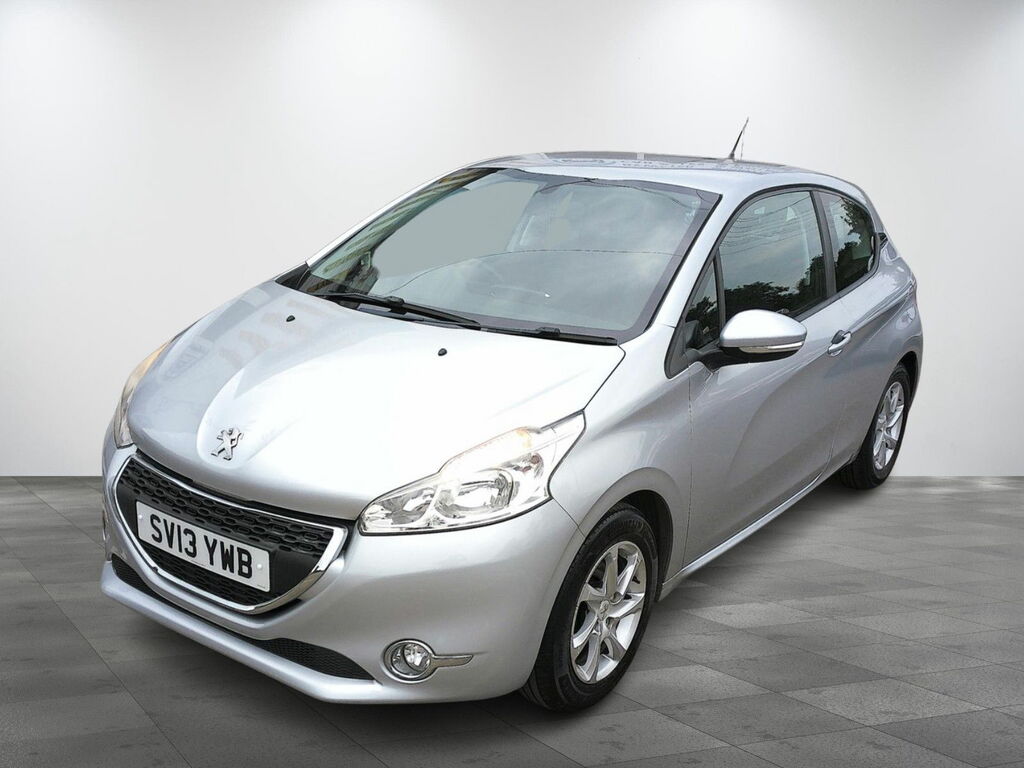 Peugeot 208 1.2L Active Hatchback Euro 5 82 Silver