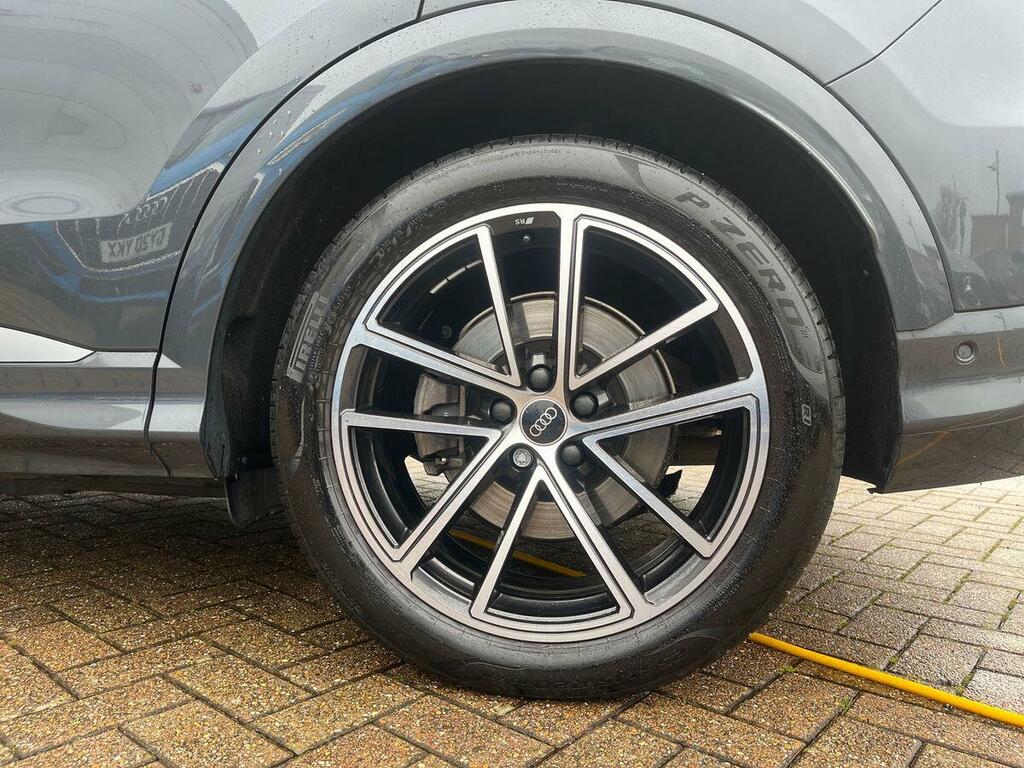 Audi Q5 2.0 Tdi Launch Edition Sportback S Tronic Quattro Grey #6
