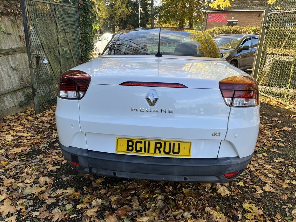 Renault Megane Convertible 1.9 Dci Dynamique Tomtom 201111 White #5