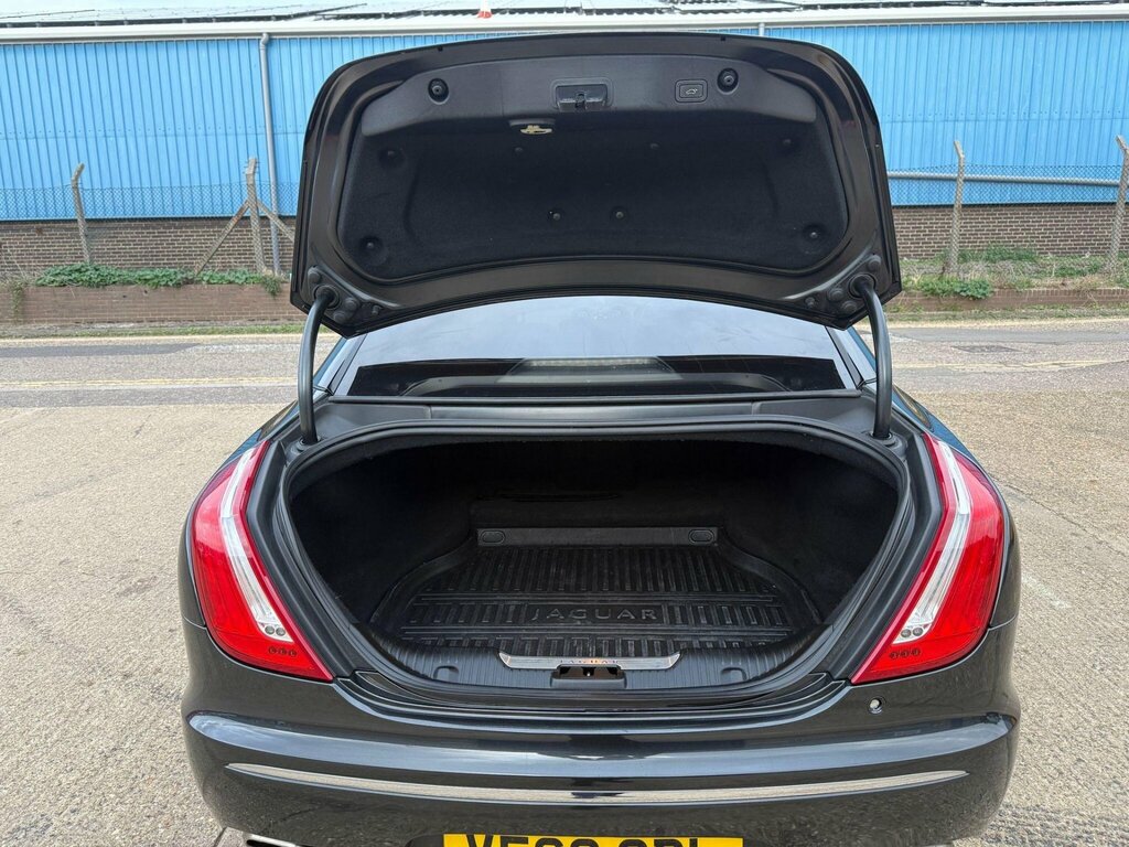 Jaguar XJ 3.0D V6 Premium Luxury Euro 5 VE60ODL Grey #4