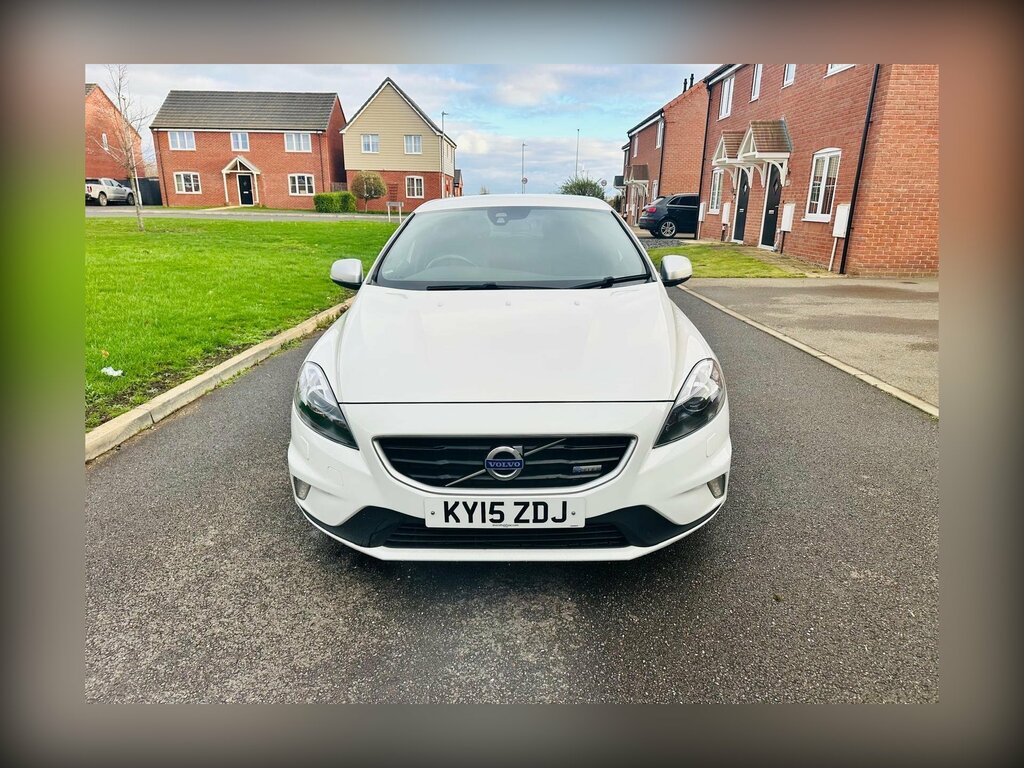 Volvo V40 2.0 D4 R-design Lux Nav Geartronic Euro 6 Ss White