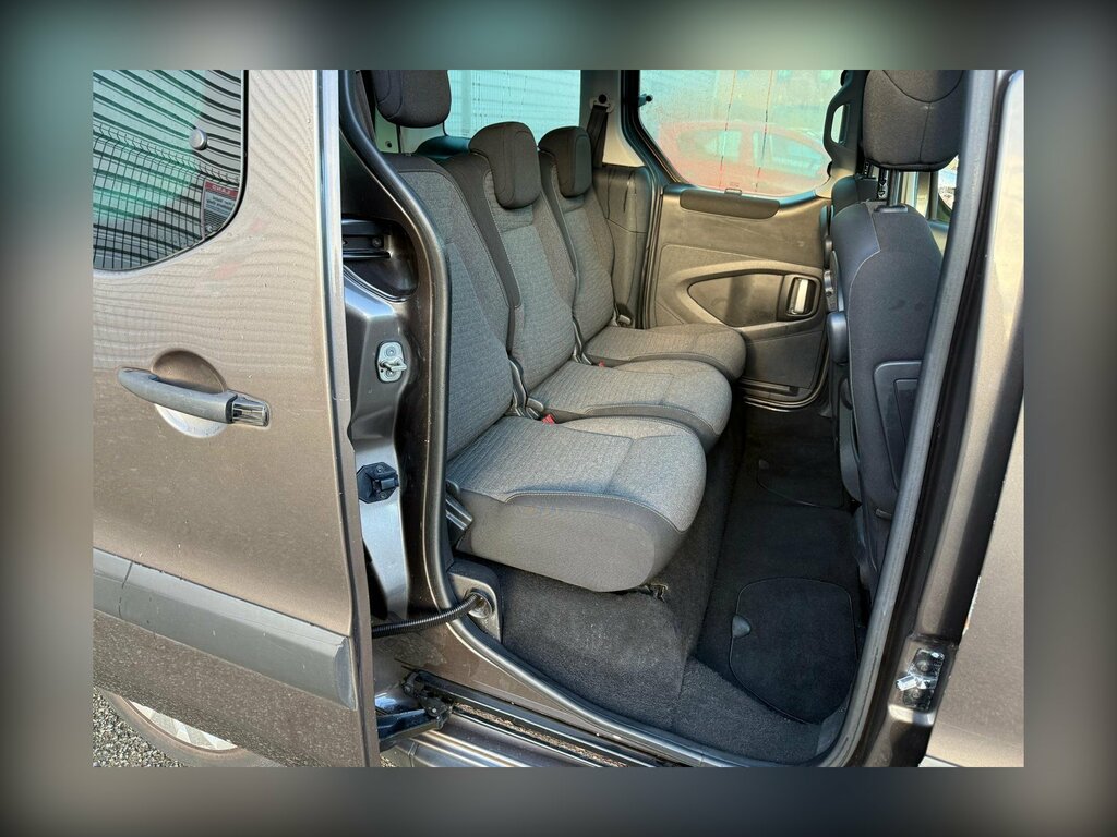 Citroen Berlingo 1.6 Bluehdi Xtr Multispace Mpv Euro 6 Ss SB65GXN Grey #2