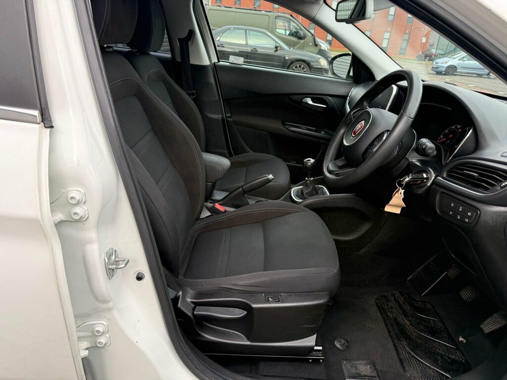 Fiat Tipo 1.6 Multijetii Lounge Euro 6 Ss White #3