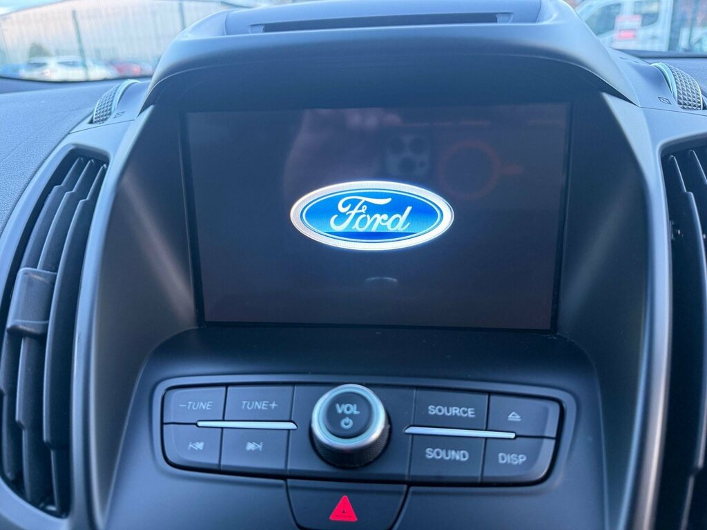Ford Kuga 2.0 Tdci Titanium Euro 6 Ss KU68XRH Black #4