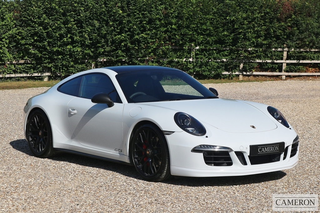 Porsche 911 991 Carrera Gts Pdk Coupe DC15SKK White #2