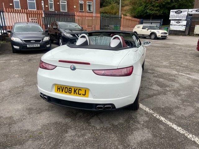 Alfa Romeo Spider 2.4 Jtdm Convertible 179 G Km 2 White #6
