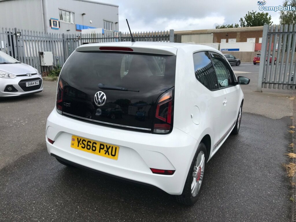 Volkswagen Up Hatchback 1.0 Beats 2016 YS66PXU White #2