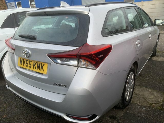 Toyota Auris 1.4 D-4d Active Touring Sports E Silver #5