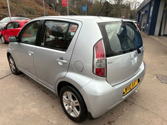 Daihatsu Sirion 1.5 Sx Silver #4
