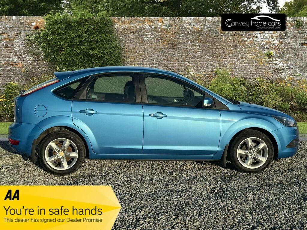 Ford Focus Hatchback 1.6 Zetec 201010 Blue #4