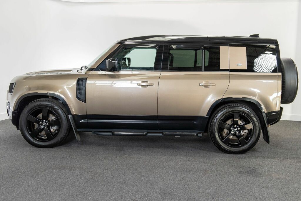 Land Rover Defender Defender First Edition D CX20XEC Brown #4