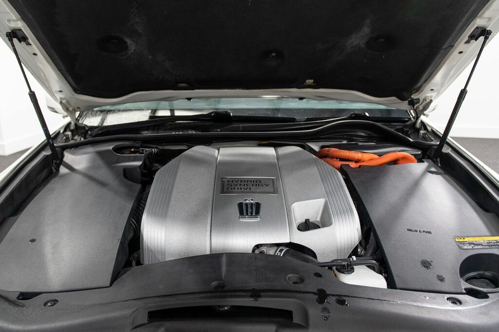 Toyota Crown Petrol Black #6