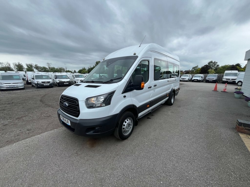 Ford Transit Custom Minibus YS18HJX White #2