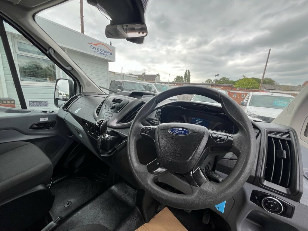 Ford Transit Custom Minibus YS18HJX White #5