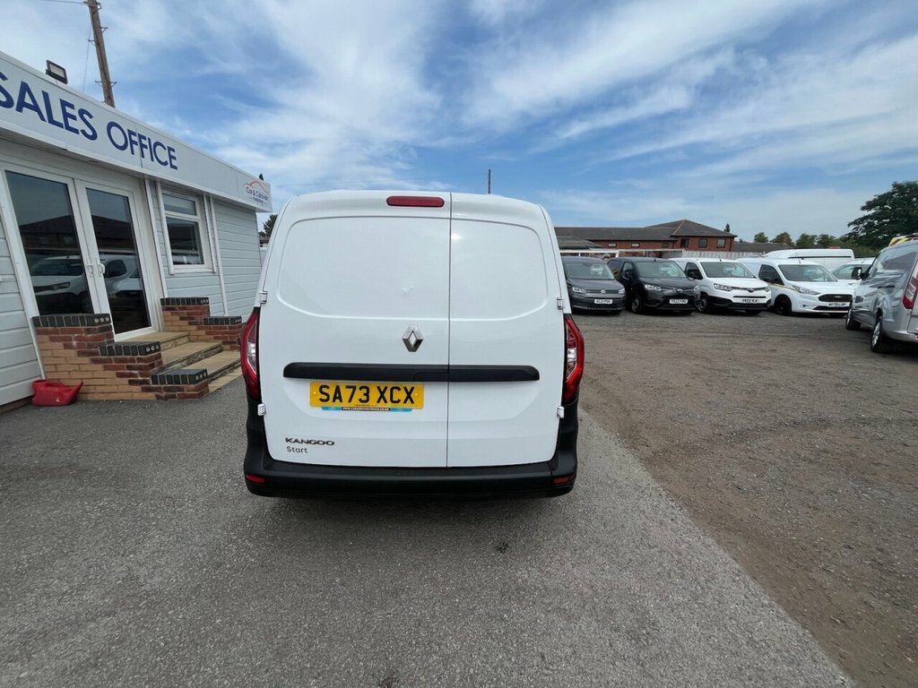 Renault Kangoo 1.5L Start 6Dr SA73XCX White #5