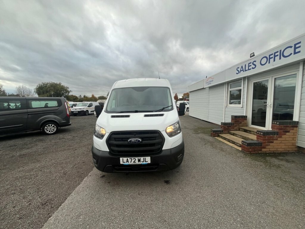 Ford Transit Custom 2L Leader White