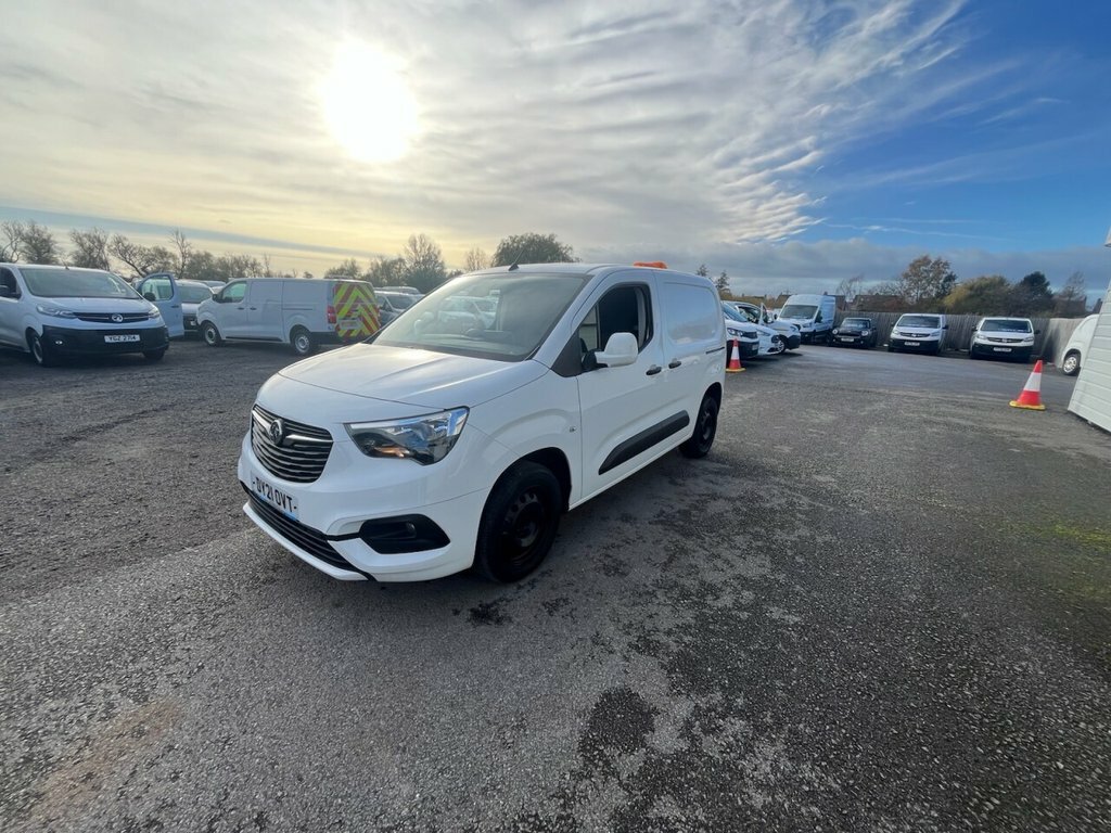 Vauxhall Combo 1.5L Sportive DY21OVT White #2