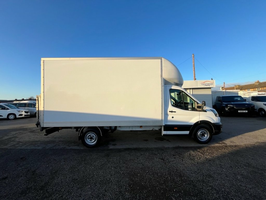 Ford Transit Custom 2L Leader WV22XJJ White #2