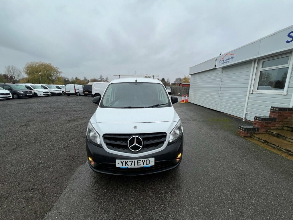 Mercedes-Benz CITAN 1.5L Pure White