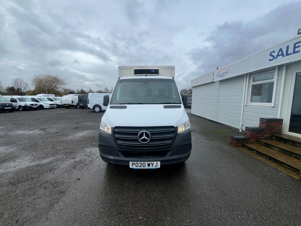 Mercedes-Benz Sprinter Diesel White