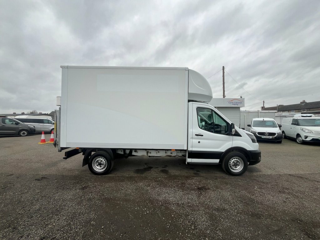 Ford Transit Custom 2L Leader WR22SMV White #4