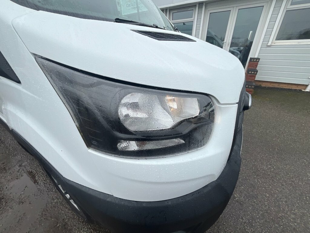 Ford Transit Custom 2L Leader LD23TMY White #4