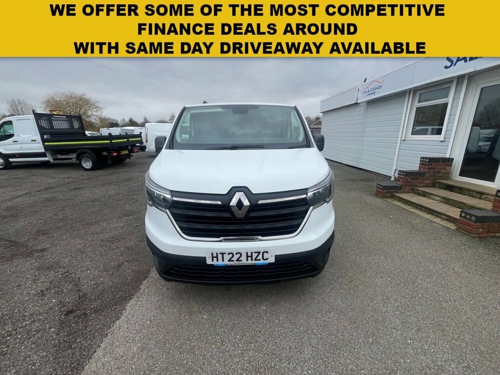 Renault Trafic 2L Business HT22HZC White #2