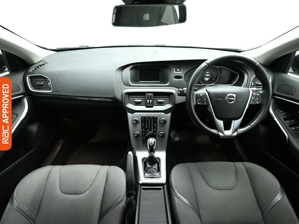 Volvo V40 Cross Country 1.5 T3 Hatchback Euro 6 Ss 152 Silver #2