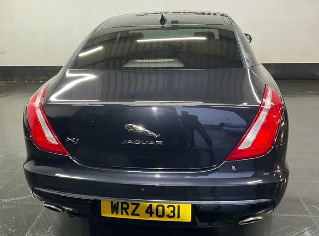 Jaguar XJ 3.0D V6 Portfolio Saloon Euro 6 S Black #5
