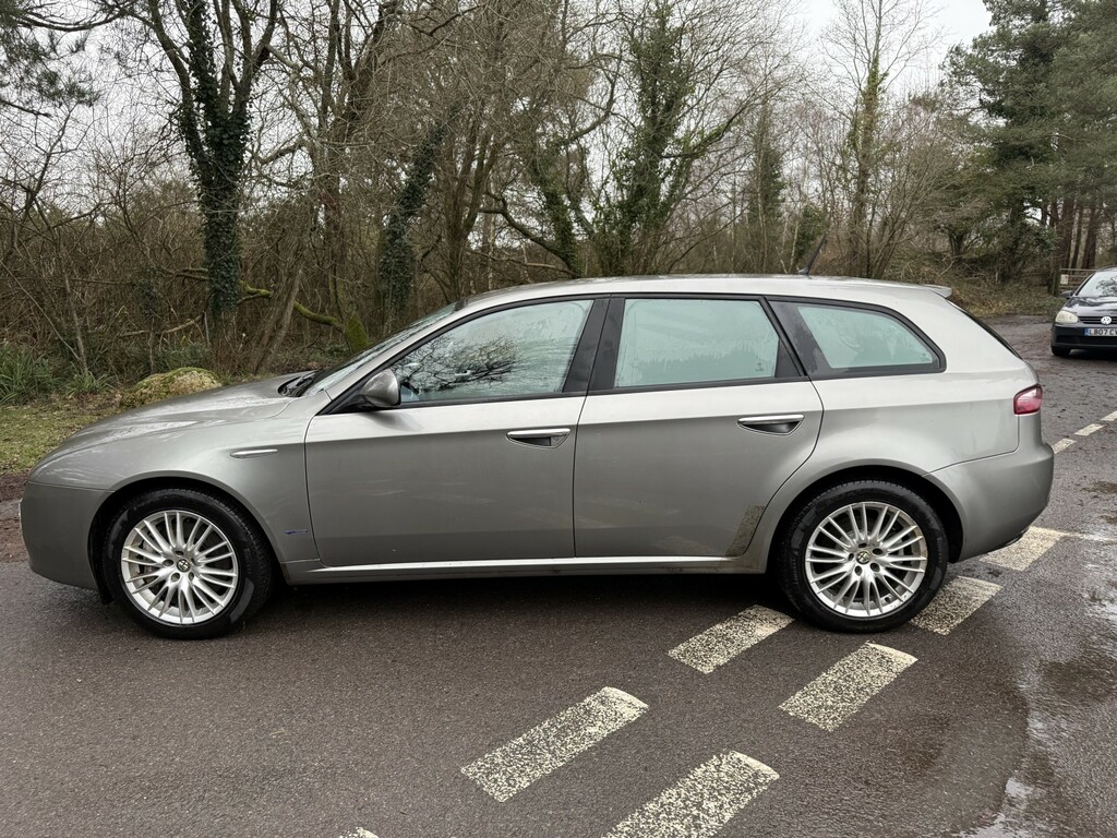 Alfa Romeo 159 Sportwagon 1.9 Jtdm 16V Lusso Black #5