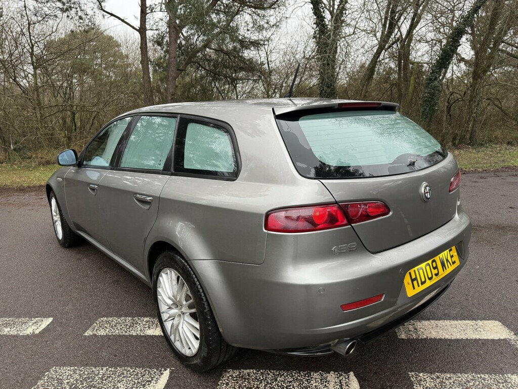 Alfa Romeo 159 Sportwagon 1.9 Jtdm 16V Lusso Black #6