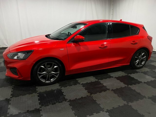 Ford Focus Ecoboost St-line Hatchback CF68OJO Red #4