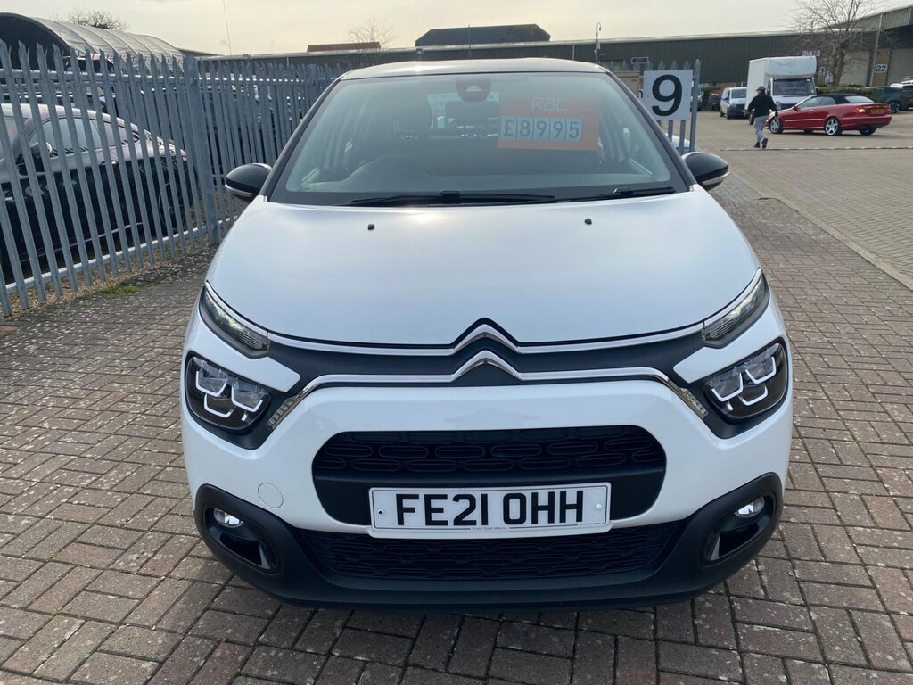 Citroen C3 1.2 Puretech Shine Euro 6 Ss FE21OHH White #2
