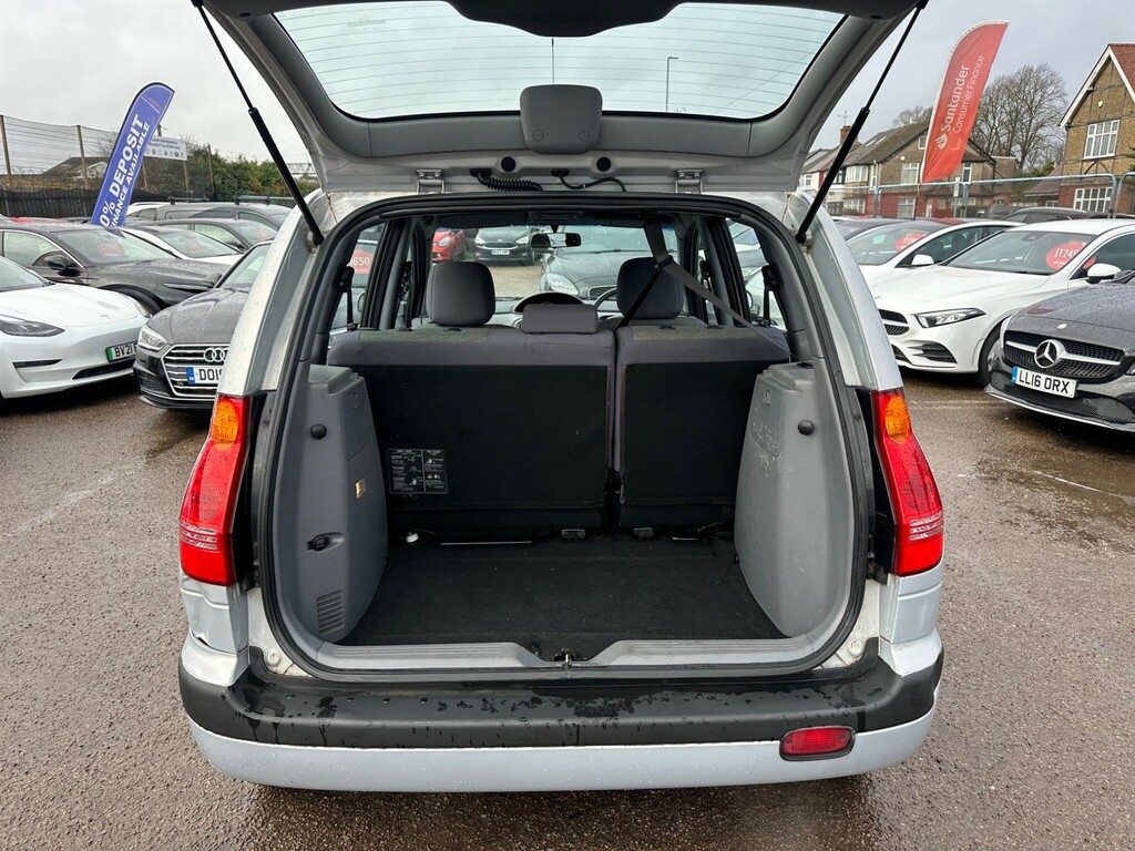 Hyundai Matrix 1.8 Cdx Silver #18