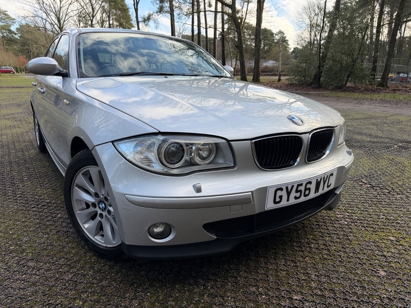 BMW 1 Series 118I Se Silver