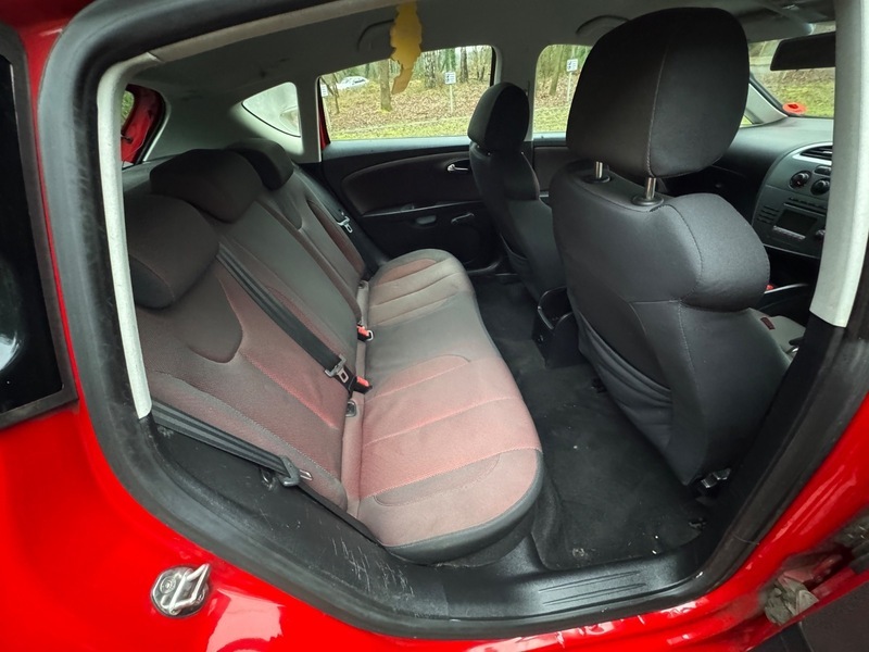 Seat Leon Fsi Reference Sport EK06YLL Red #3