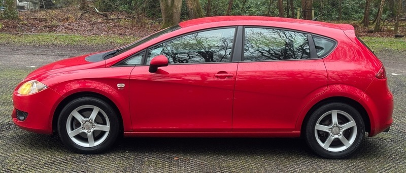 Seat Leon Fsi Reference Sport EK06YLL Red #6