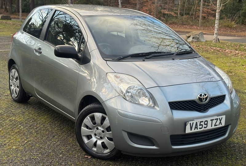 Toyota Yaris Vvt-i T2 Silver
