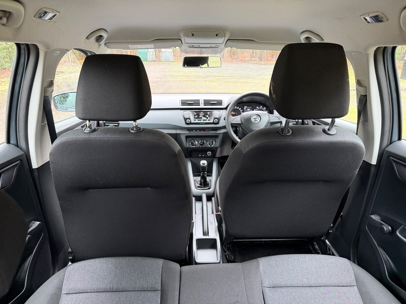Skoda  1.5 Tsi 150Ps Se Act Dsg Hatchback Black #21