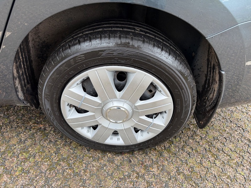 Skoda  1.5 Tsi 150Ps Se Act Dsg Hatchback Black #47