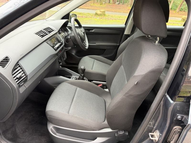 Skoda  1.5 Tsi 150Ps Se Act Dsg Hatchback Black #18