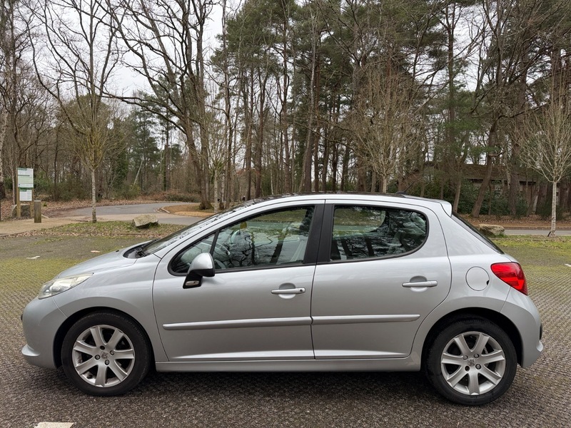 Peugeot 207 Hdi Se Premium Silver #6